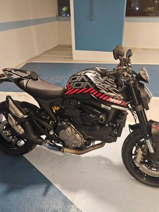 DUCATI MONSTER 937 